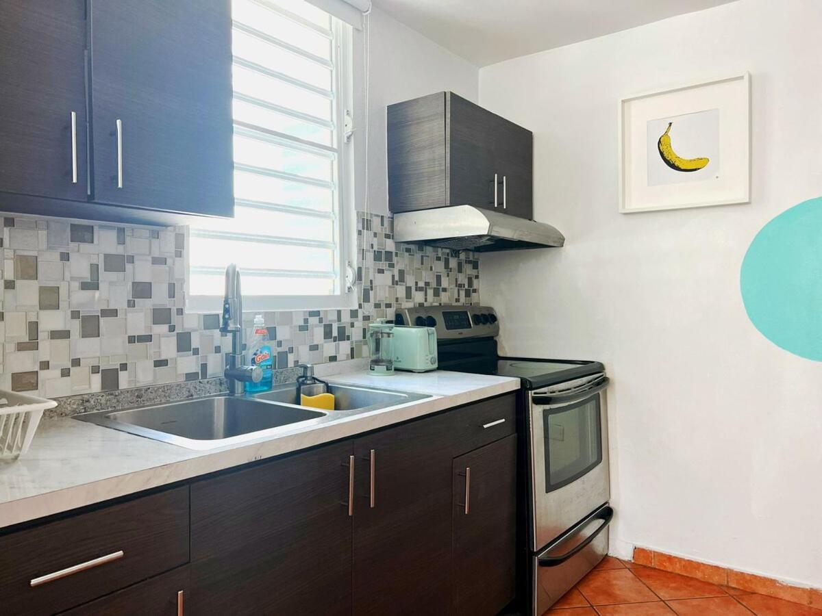 Apartment Stunning 2br W Parking - Walk To Beach!