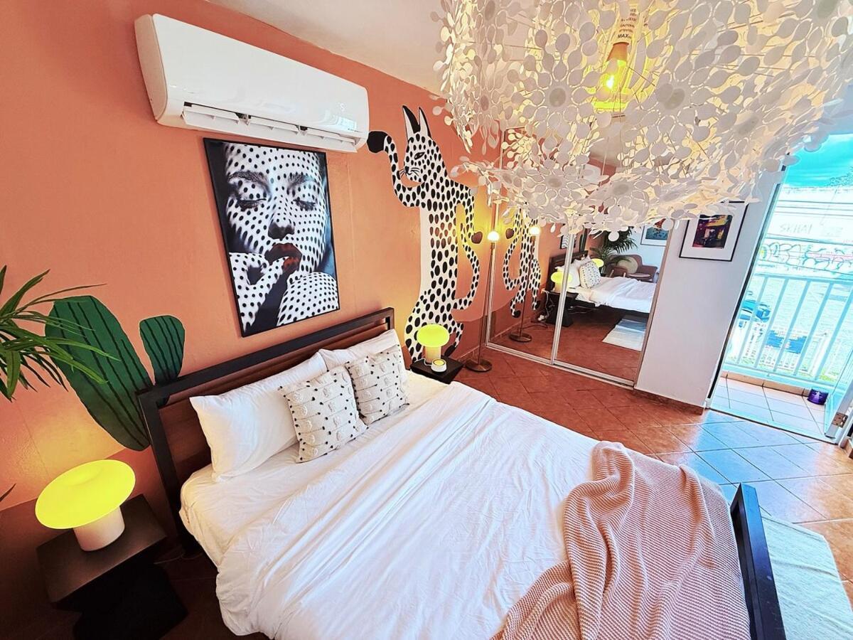 Stunning 2br W Parking - Walk To Beach! *