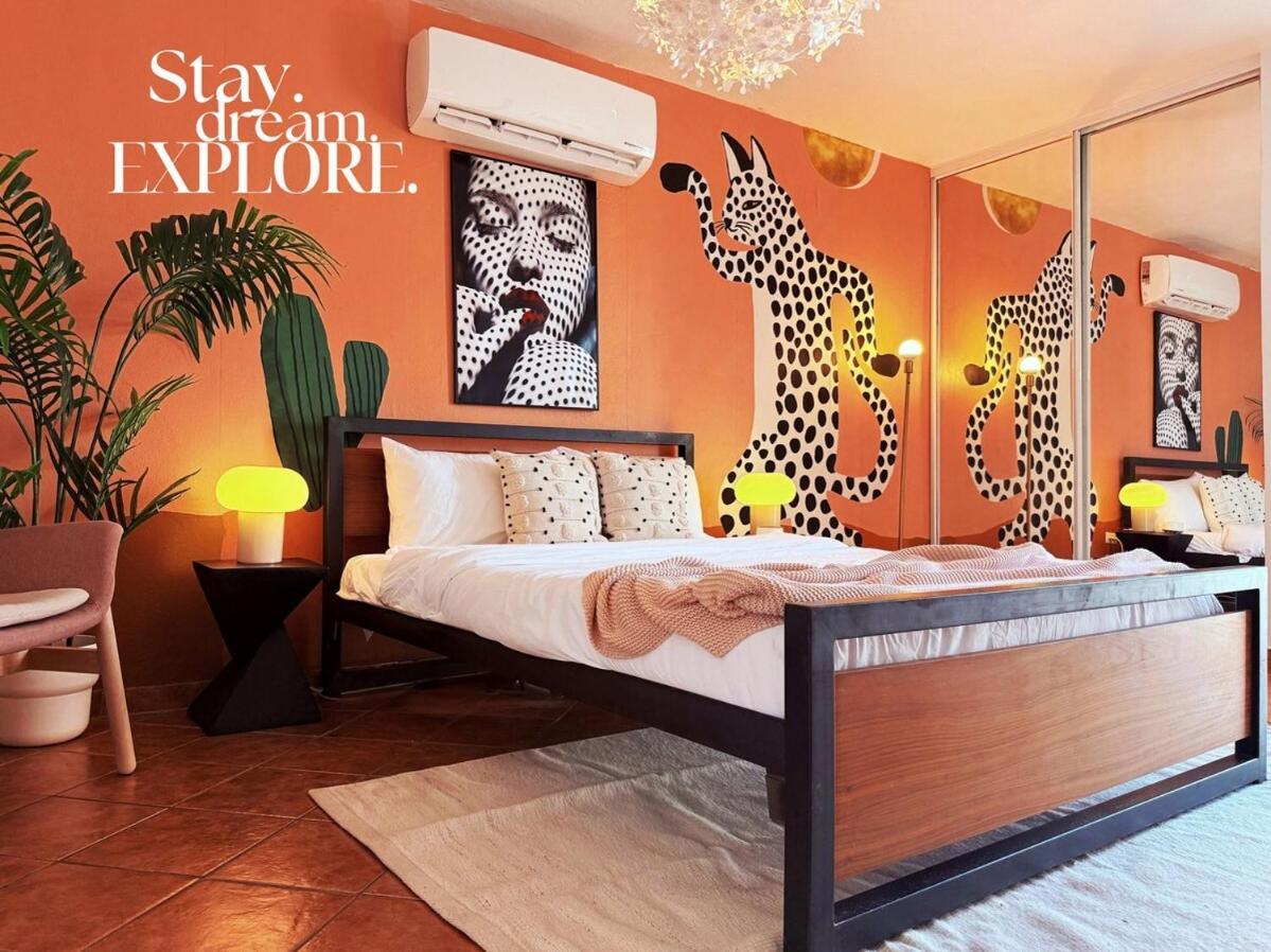 Stunning 2br W Parking - Walk To Beach! Apartment San Juan